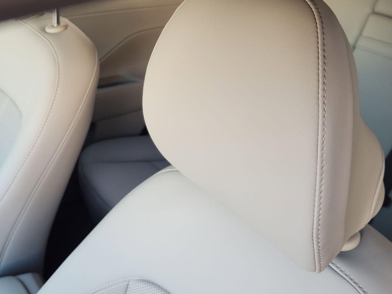 New 2026 Ecotronic Gray Pearl Hyundai SEL Premium FWD image 11