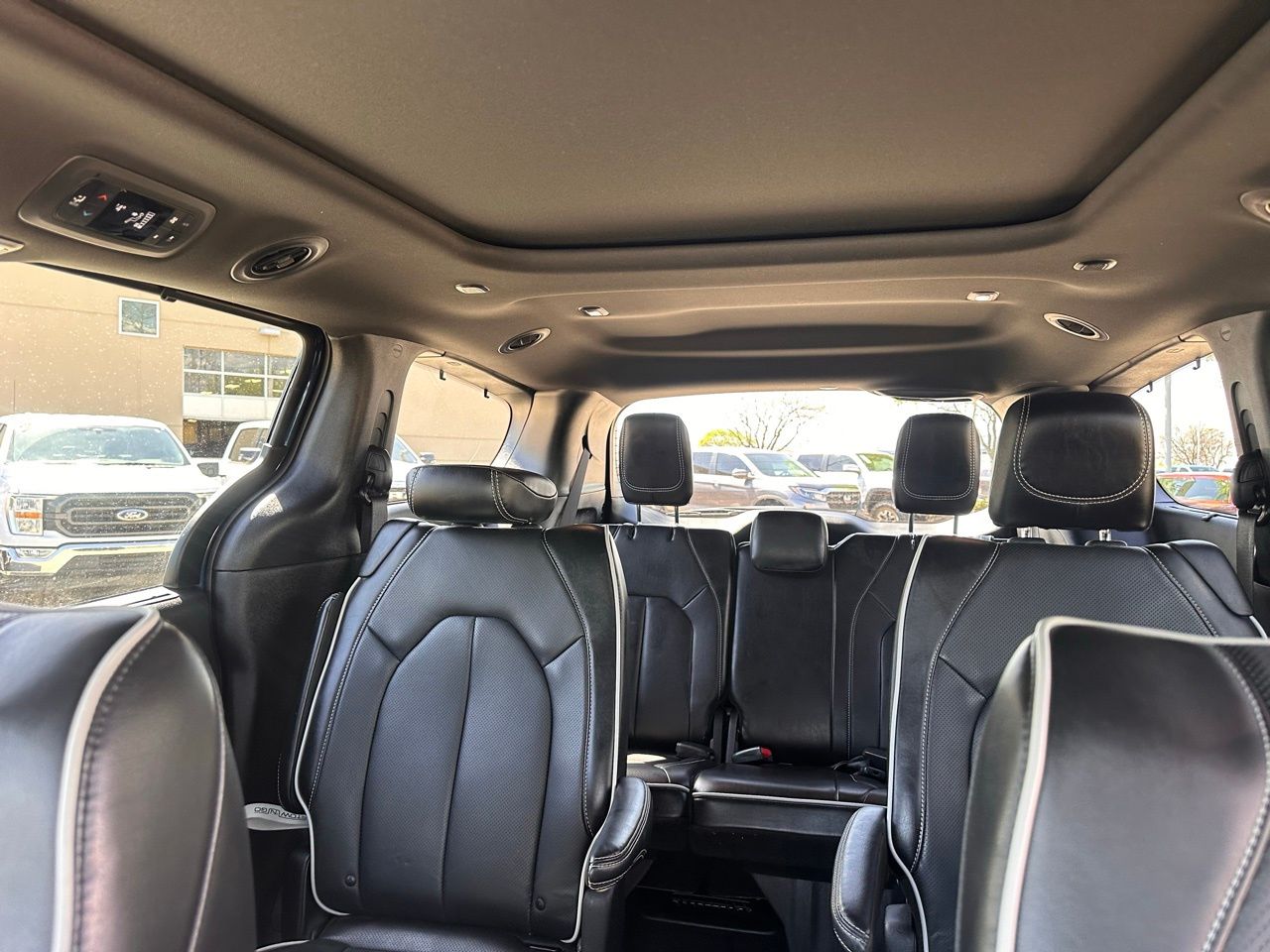 Used 2025 Fathom Blue Pearlcoat Chrysler Limited image 16