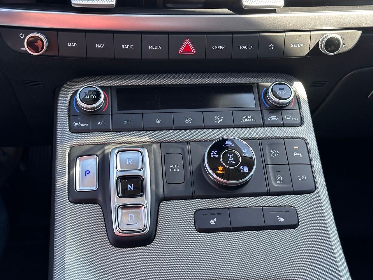 Used 2024 Hyper White Hyundai XRT image 38