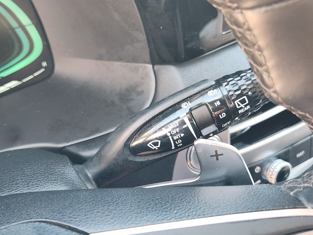Used 2025 Hyper White Hyundai SEL image 20