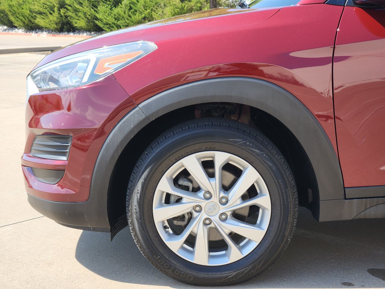 Used 2019 Gemstone Red Hyundai SE image 5