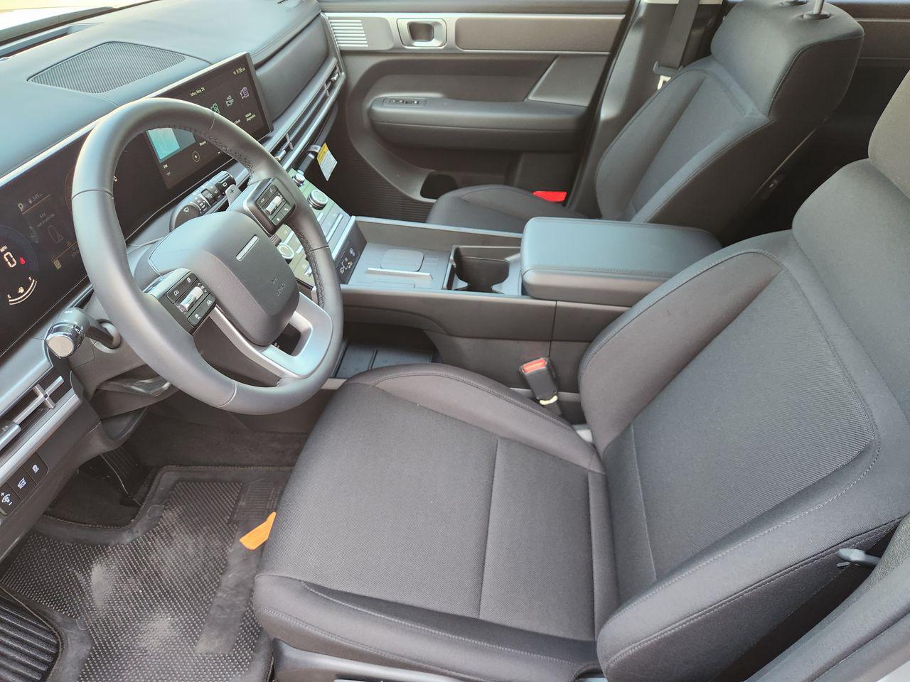 2026 Hyundai Santa Fe SE - Photo 9