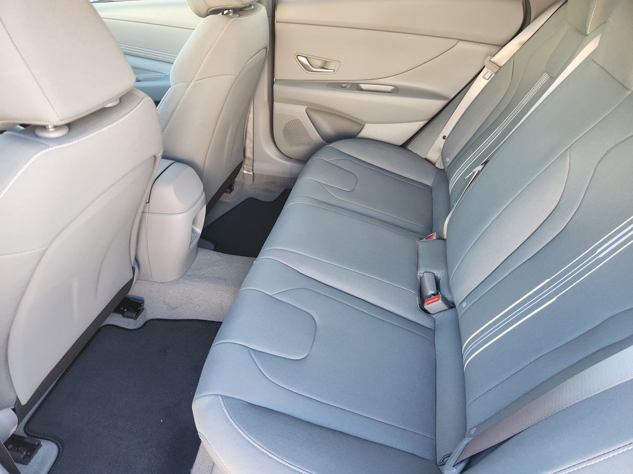 New 2026 W6H White Hyundai SEL Sport image 28