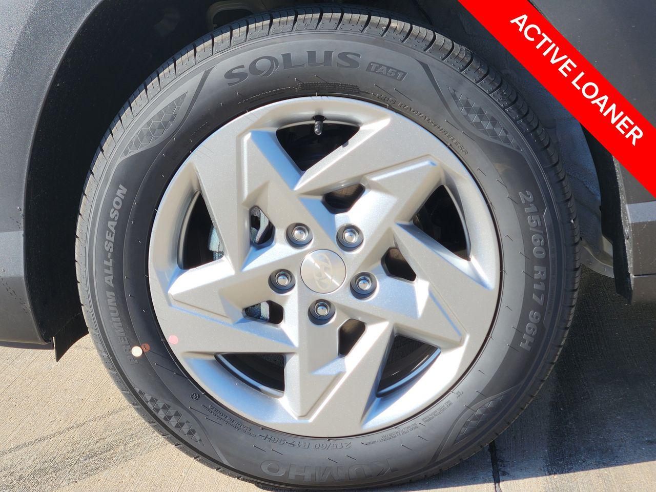 New 2026 SAW White Hyundai SE FWD image 8