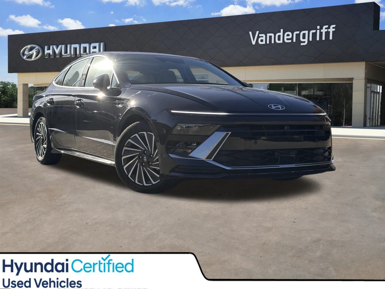 2025 Hyundai Sonata Hybrid