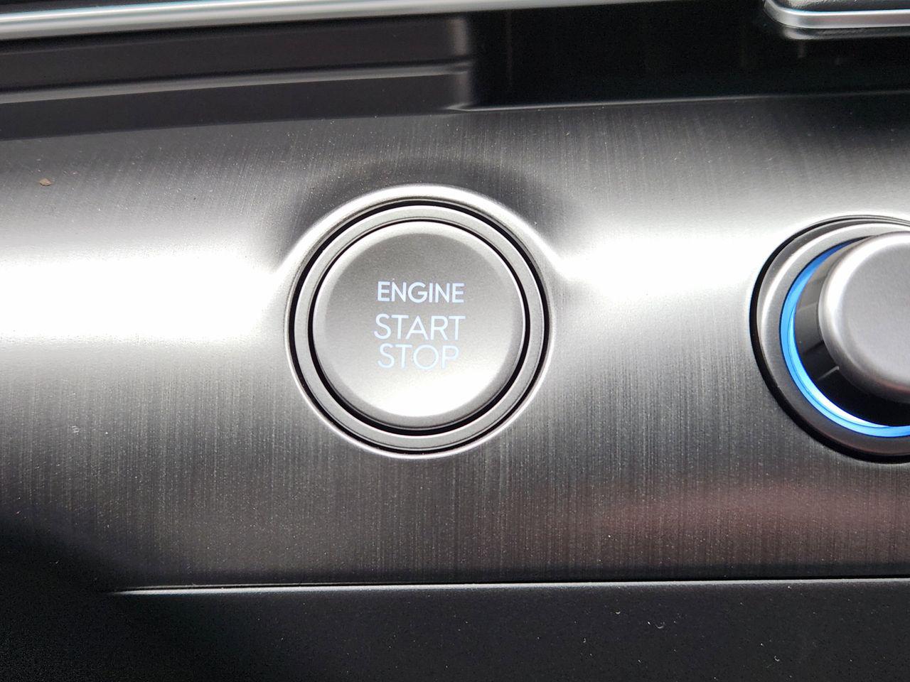 New 2026 Atlas White Hyundai SE FWD image 16