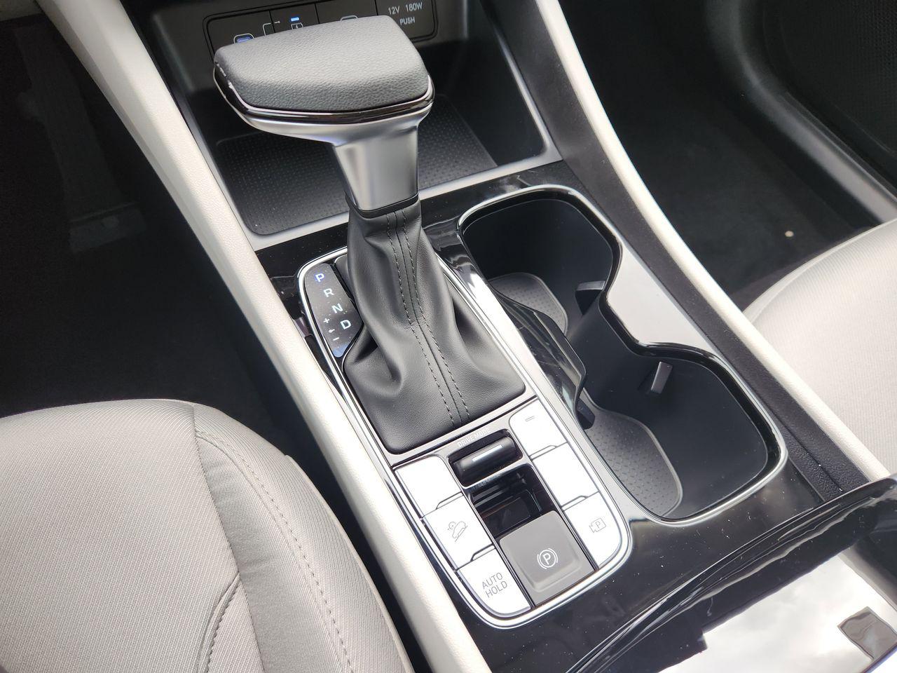 New 2026 R2T Silver Hyundai SEL FWD image 17