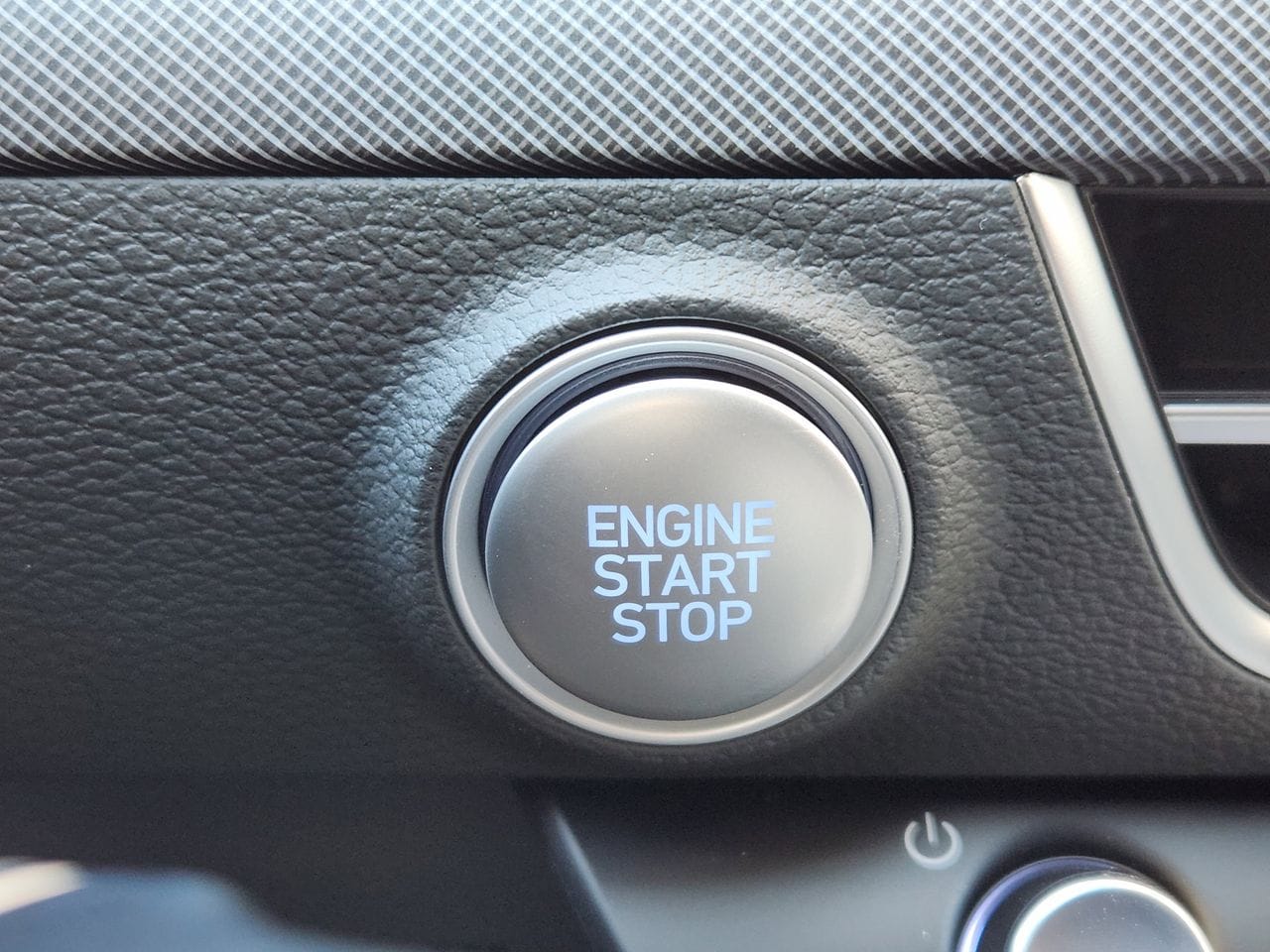 New 2026 W6H White Hyundai SEL Sport image 16