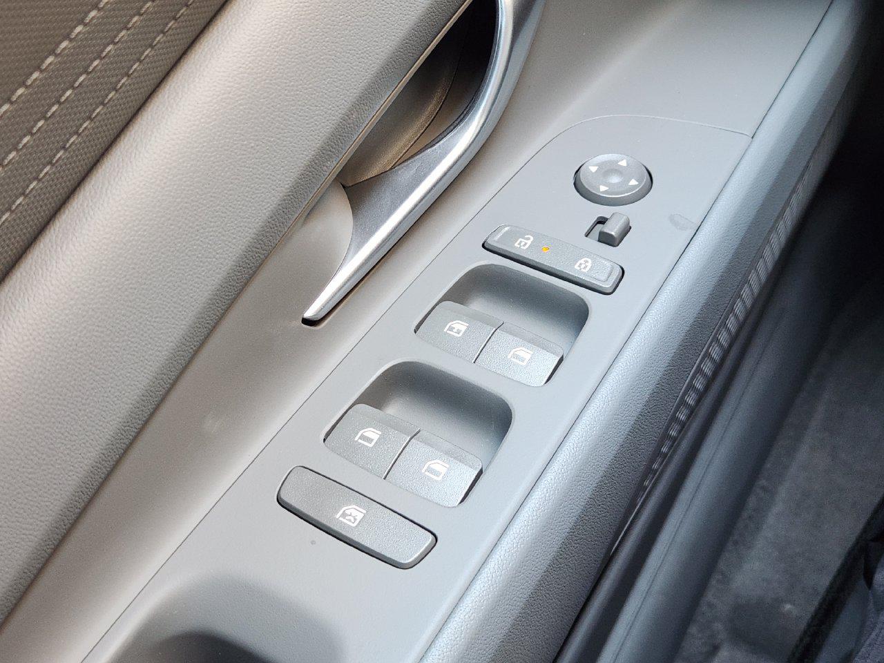New 2026 Amazon Gray Hyundai SE image 19