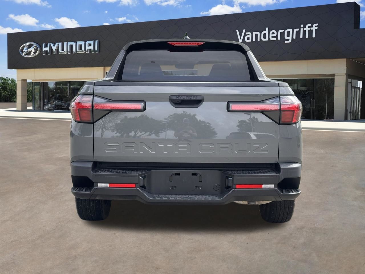 Certified Used 2022 Hampton Gray Hyundai SE image 14