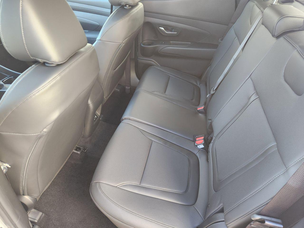 New 2026 SAW White Hyundai SEL FWD image 28