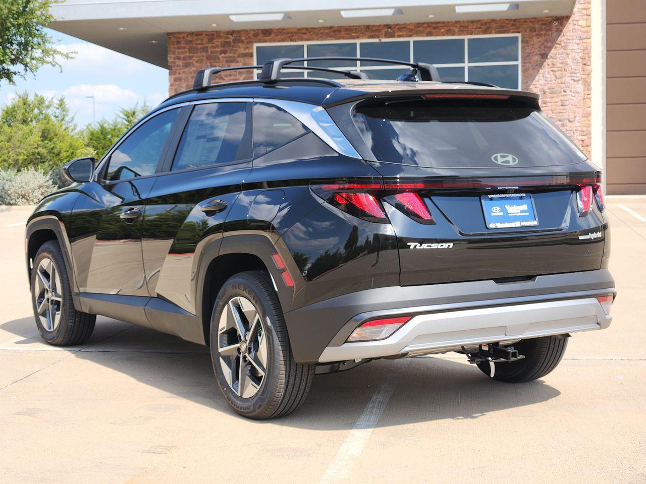 New 2026 Ash Black Hyundai SEL AWD image 3