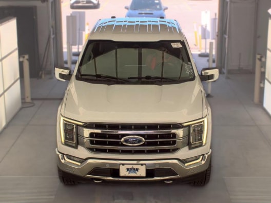 Used 2022 Oxford White Ford Lariat image 2