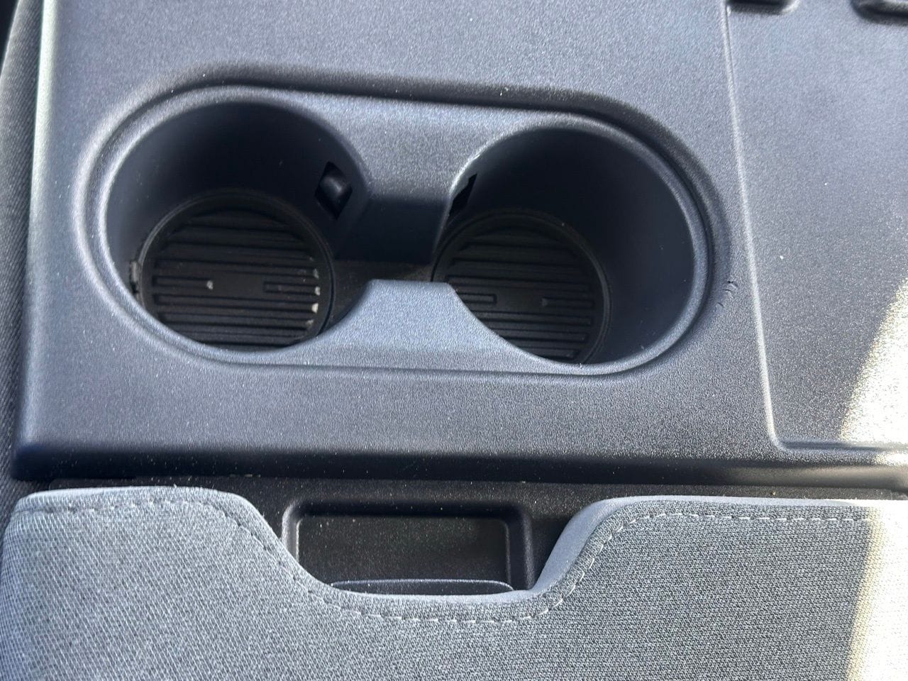 Used 2025 Harbor Gray Metallic Ford XLT image 34