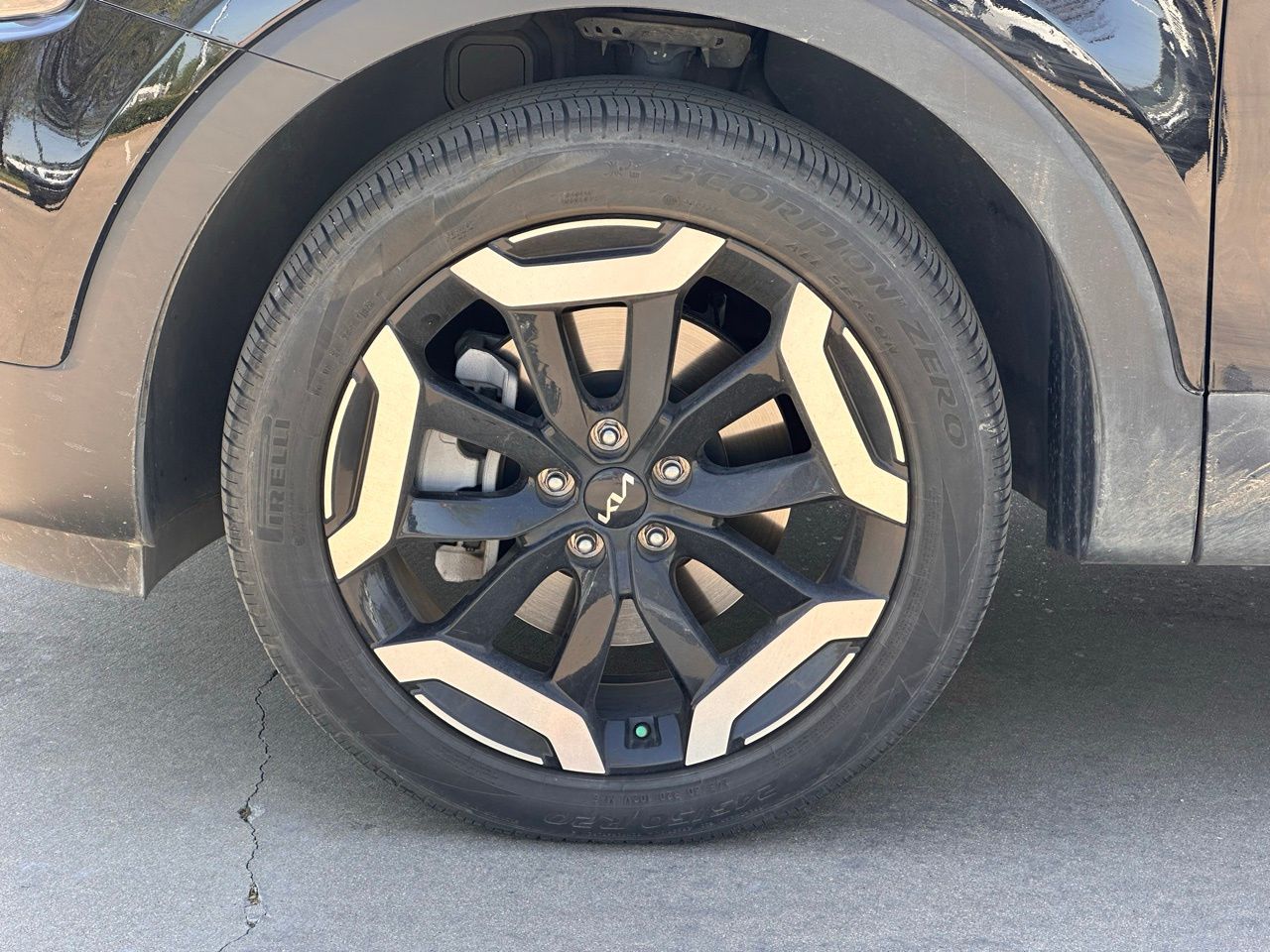 Used 2024 Ebony Black Kia EX image 7