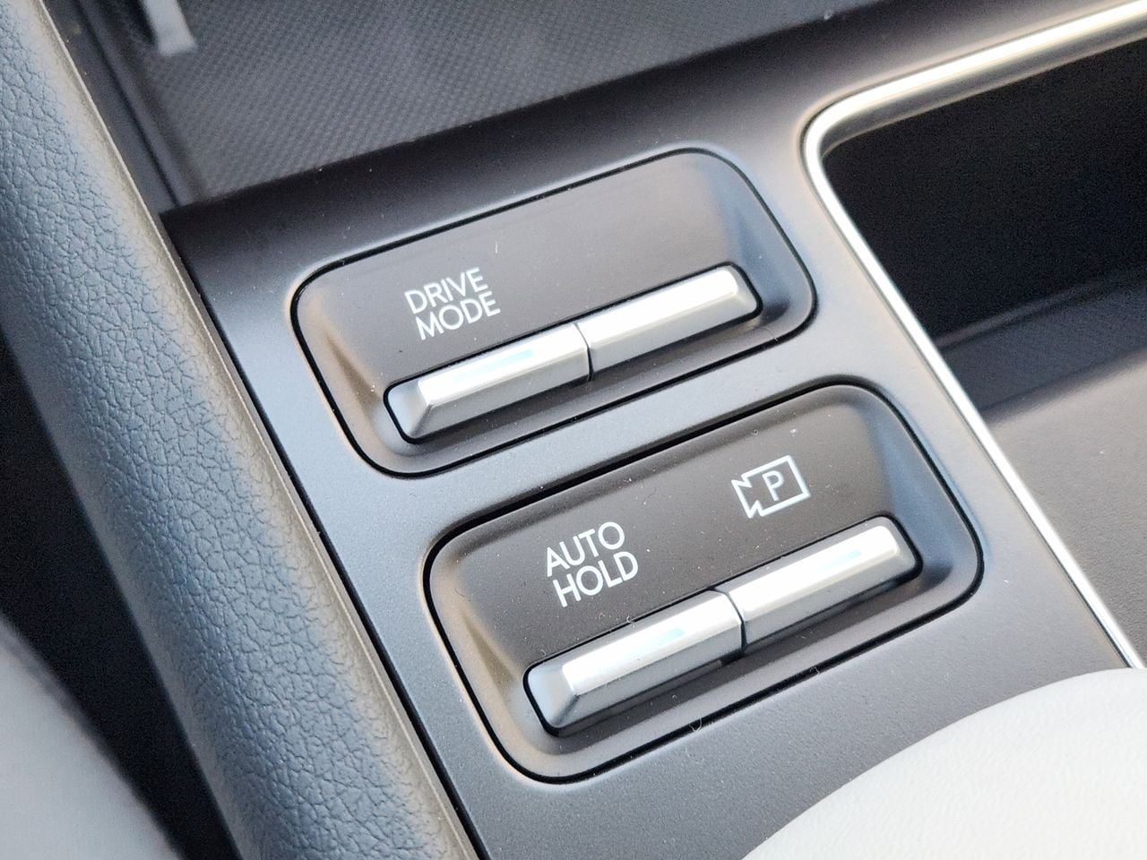 New 2026 T4A Silver Hyundai SEL Sport image 20