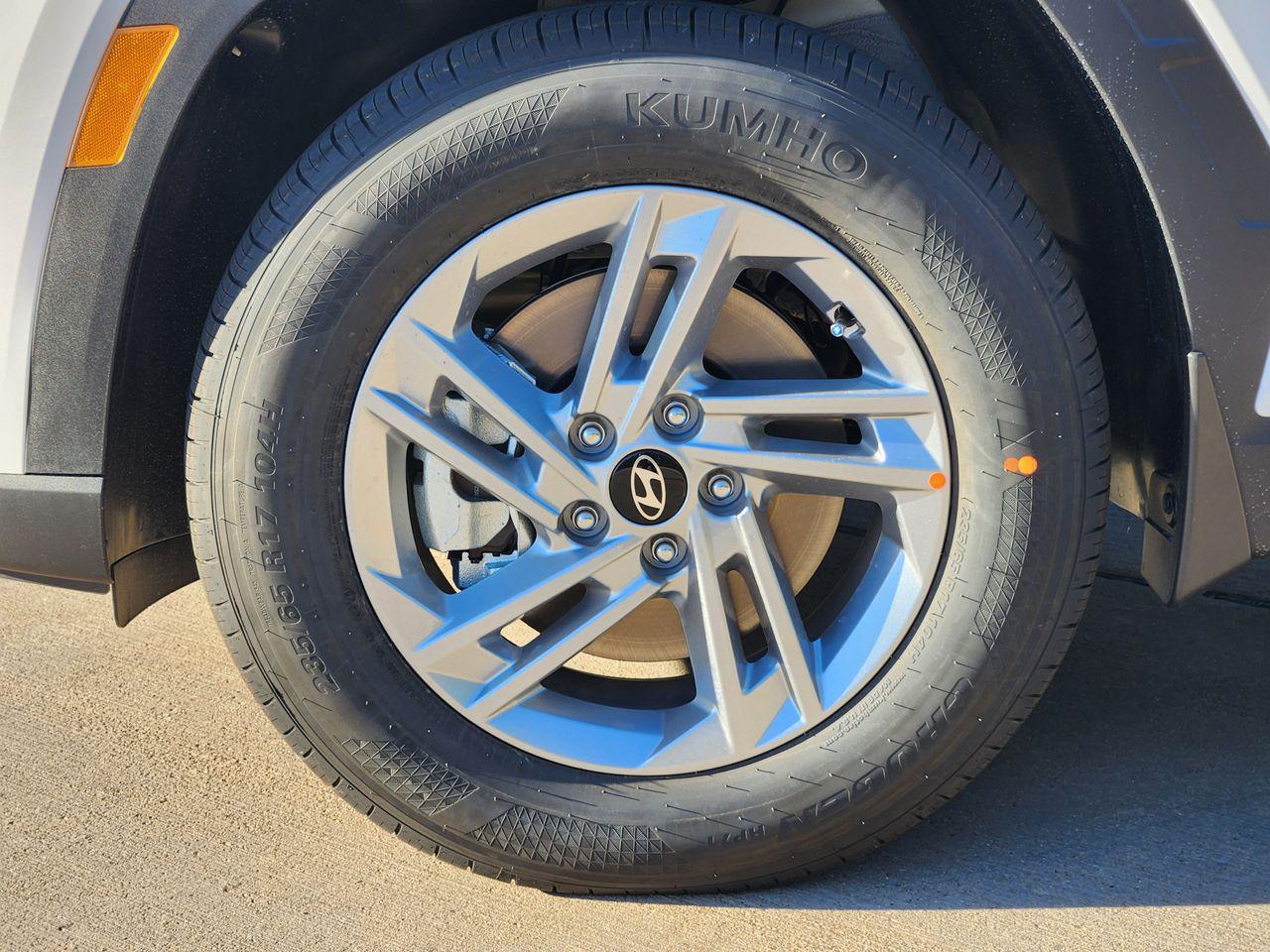 New 2026 W6H White Hyundai SE FWD image 9