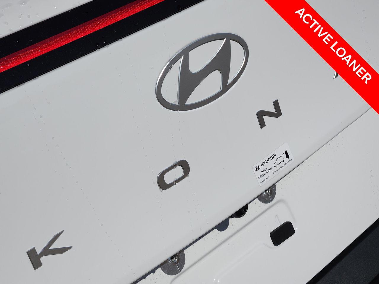 New 2026 SAW White Hyundai SE FWD image 9