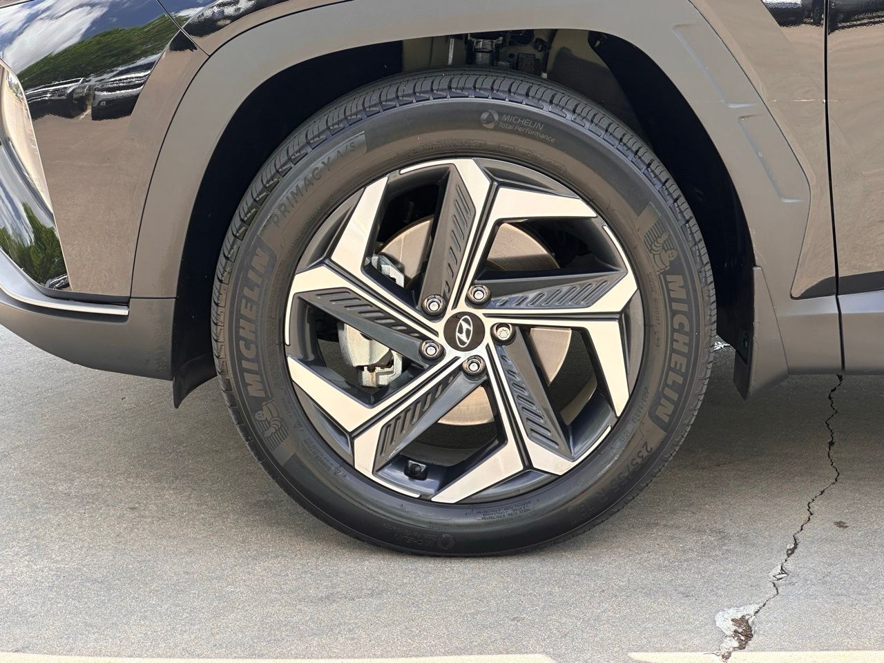 Used 2024 Black Pearl Hyundai SEL Convenience image 11