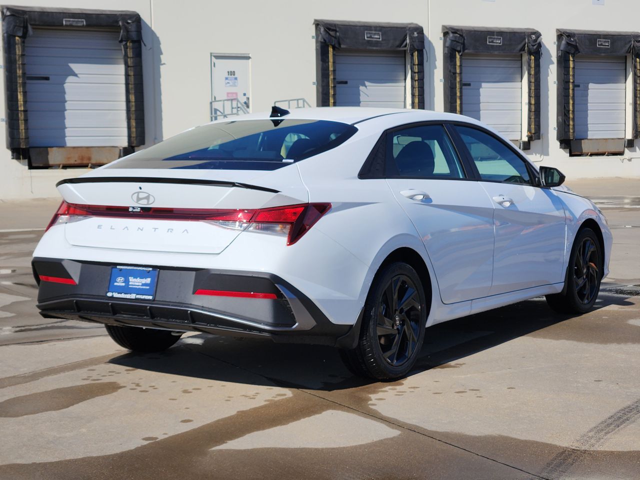 New 2026 W6H White Hyundai SEL Sport image 4