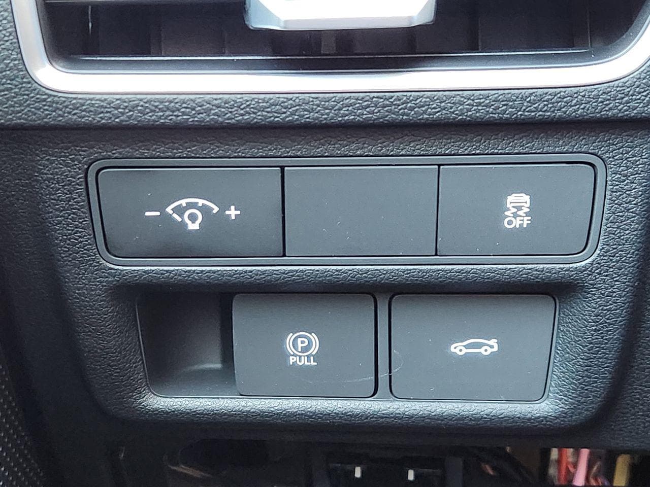 New 2026 W6H White Hyundai SEL Sport image 21