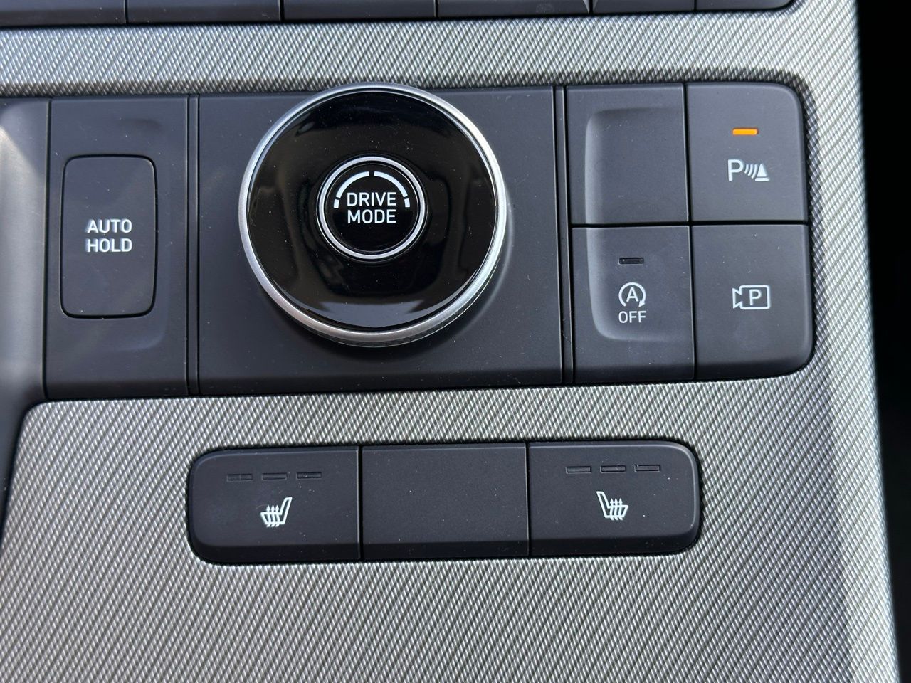 Used 2024 Hyper White Hyundai XRT image 40