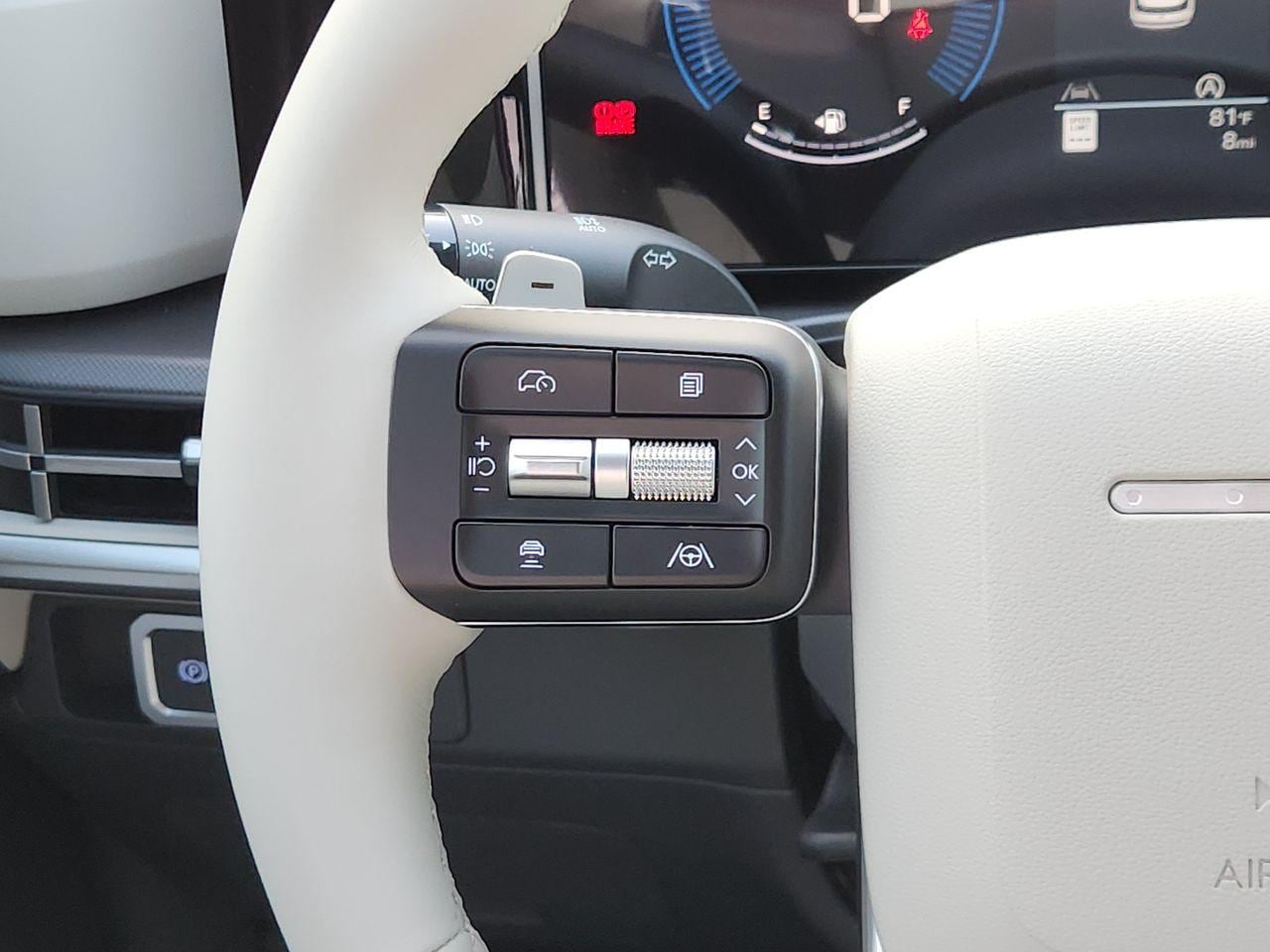 New 2027 Serenity White Hyundai SE FWD image 26
