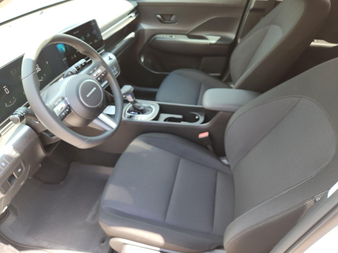 New 2027 Atlas White Hyundai SEL Sport FWD image 9