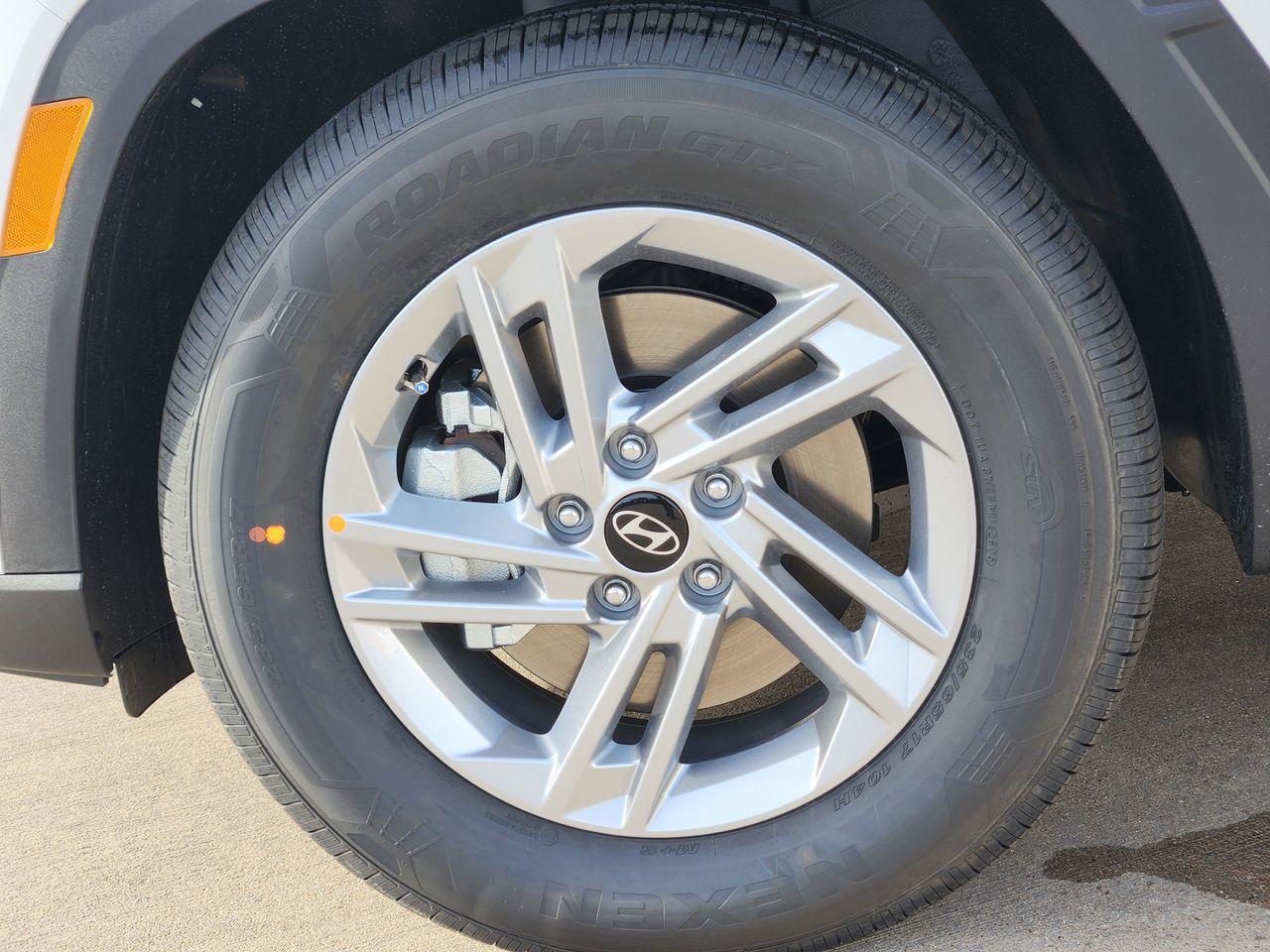 New 2026 W6H White Hyundai SE FWD image 7