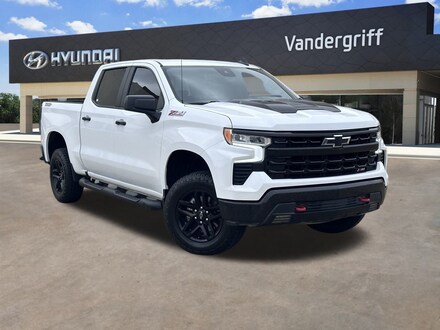 2023 Chevrolet Silverado 1500 LT Trail Boss Truck Crew Cab