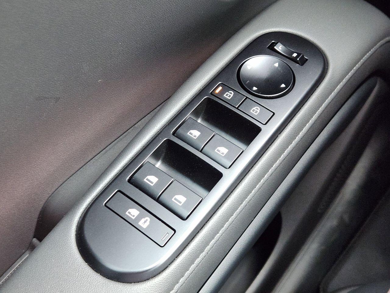 New 2026 Creamy White Pearl Hyundai XRT Pro image 22