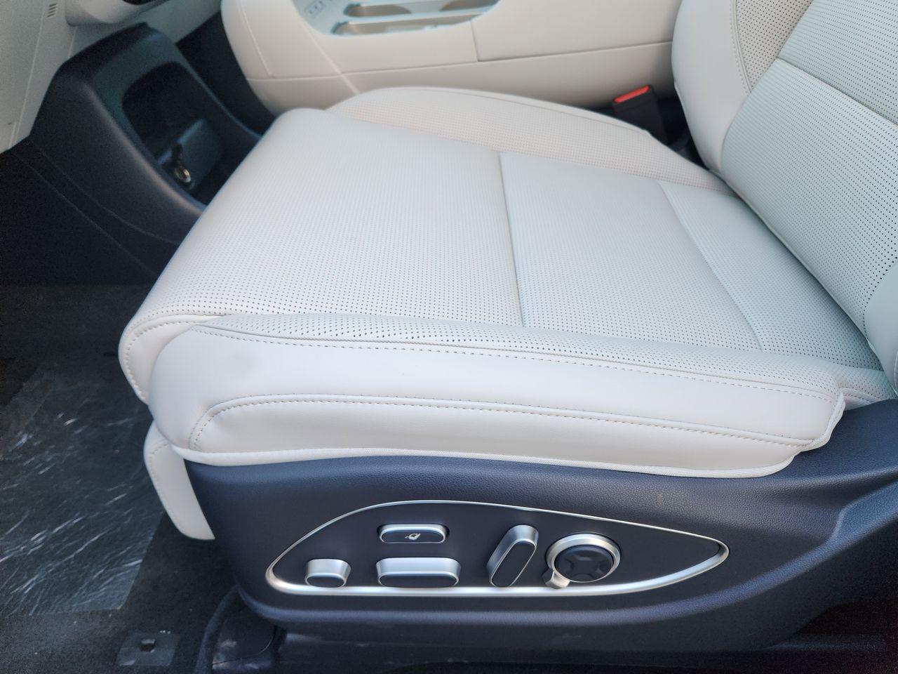 New 2026 Titan Charcoal Pearl Hyundai Calligraphy FWD image 23