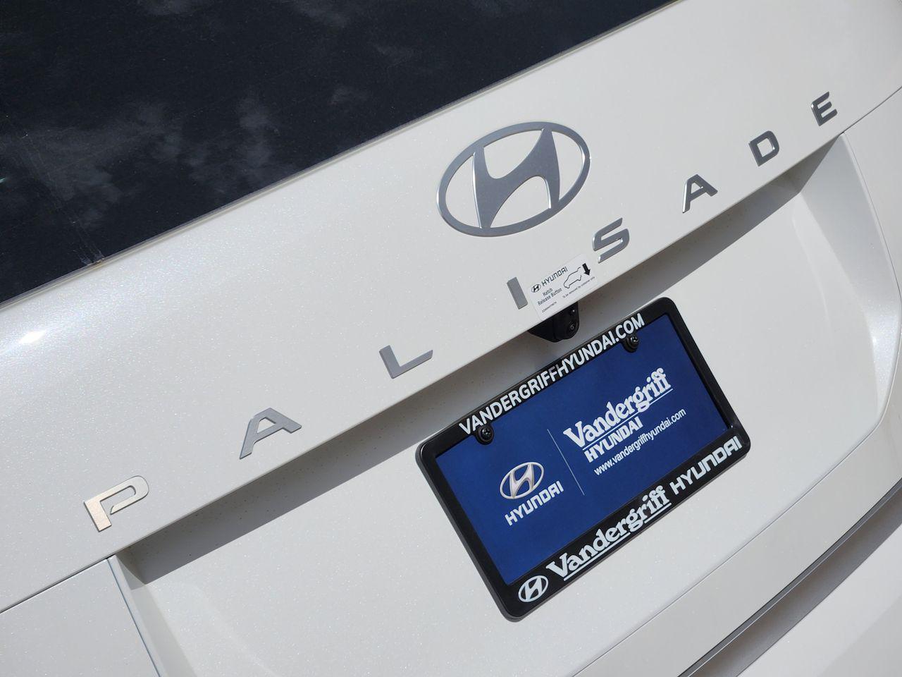 New 2026 WC9 White Hyundai Calligraphy FWD image 8