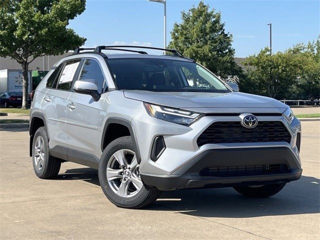 New 2025 Toyota RAV4 XLE SUV