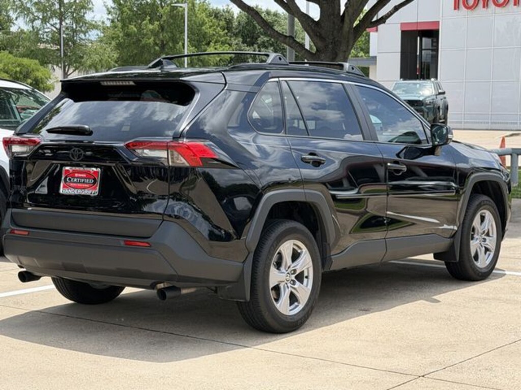Used 2025 Toyota RAV4 XLE SUV