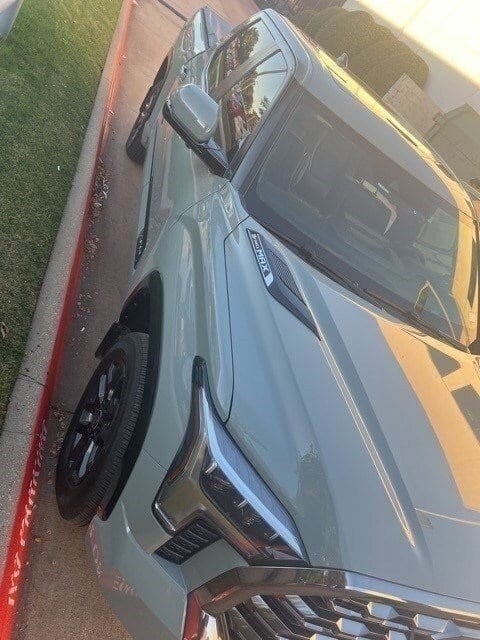 2024 Toyota Tundra Platinum photo 3