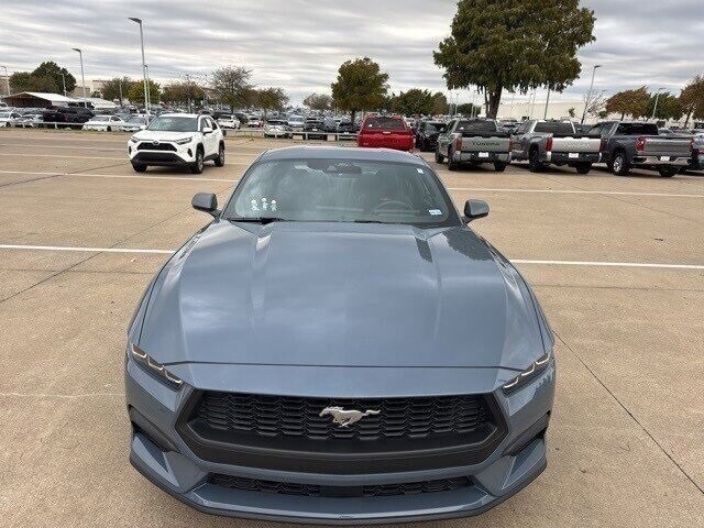 2024 Ford Mustang EcoBoost photo 3