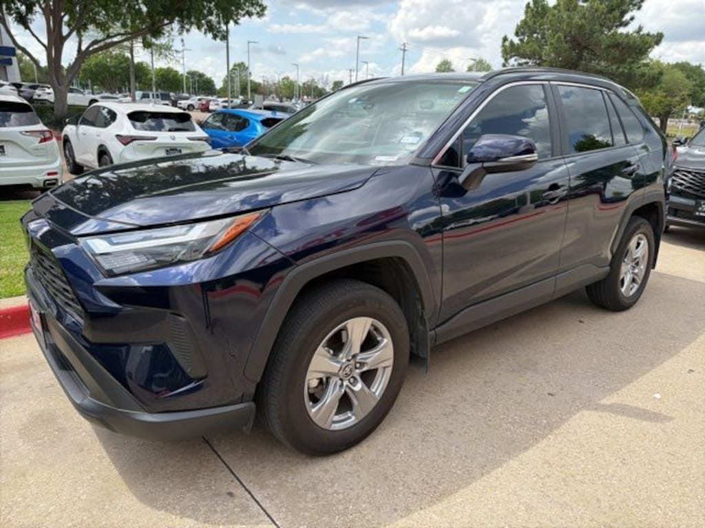 Used 2025 Toyota RAV4 XLE SUV