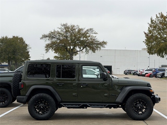 2022 Jeep Wrangler Unlimited Willys photo 3