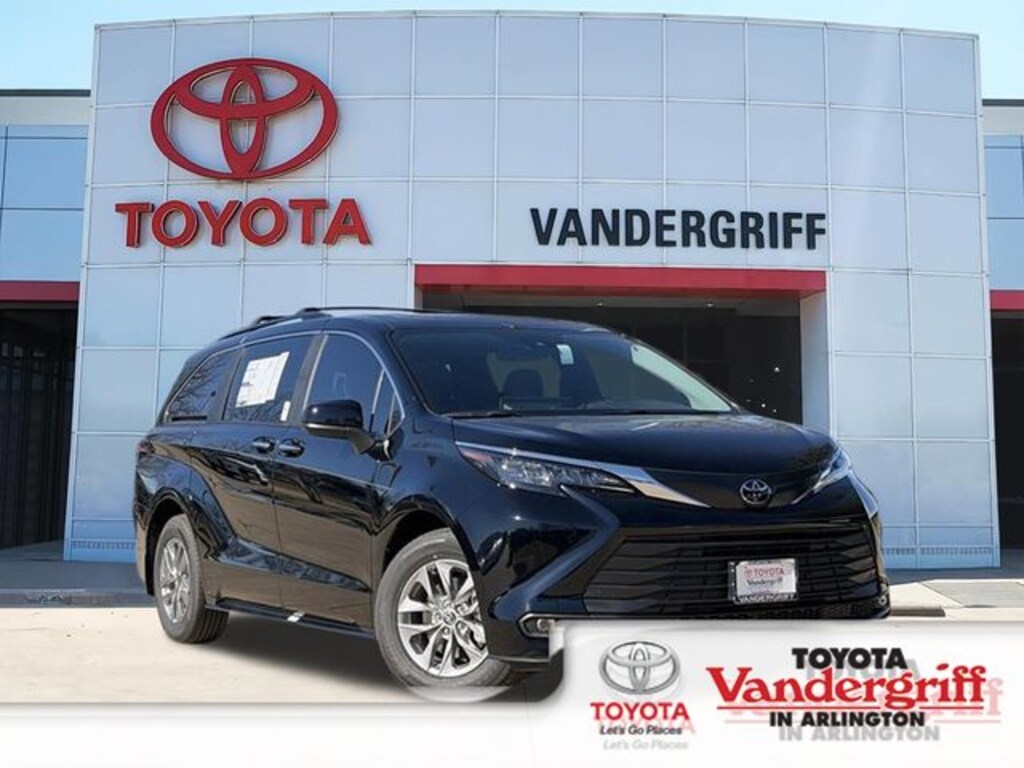 New 2026 Toyota Sienna XLE 8 Passenger Van Passenger Van