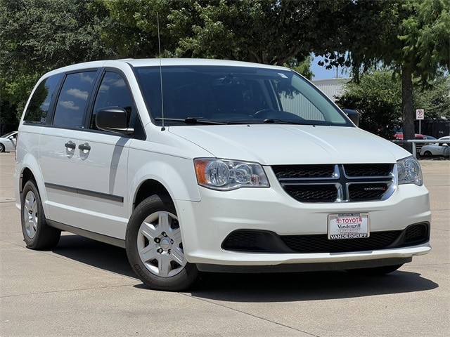 Used 2013 Dodge Grand Caravan SE with VIN 2C4RDGBG8DR648356 for sale in Arlington, TX