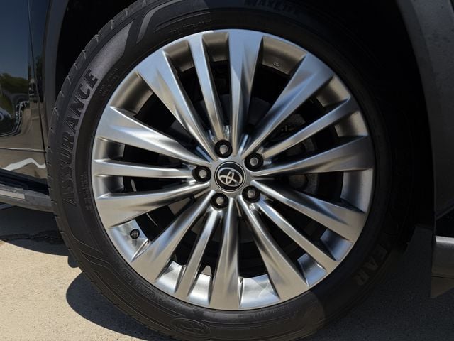 2024 Toyota Highlander Platinum - Photo 10
