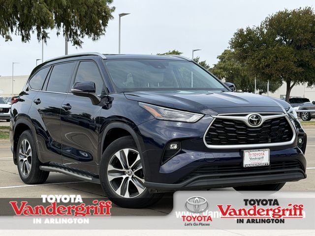 Blueprint 2022 Toyota Highlander SUV / Crossover All-Wheel Drive 8-Speed Automatic