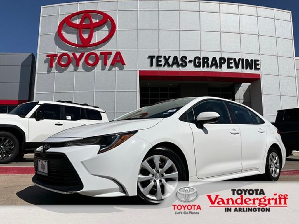 Used 2025 Toyota Corolla LE Sedan