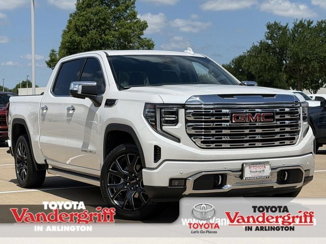 2024 GMC Sierra 4WD Crew Cab Short Box Denali's photo