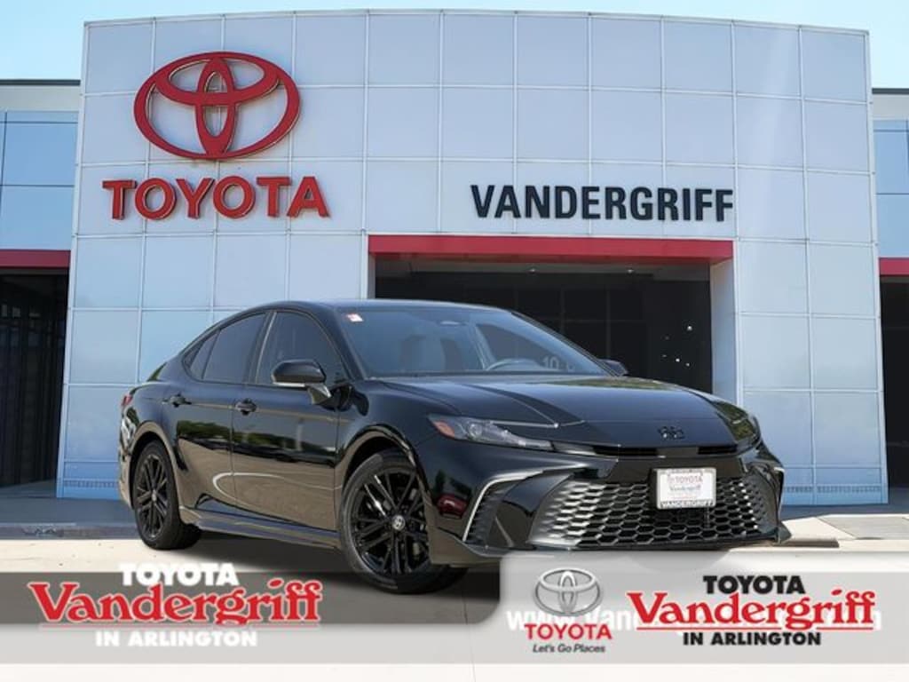 Used 2026 Toyota Camry SE Sedan
