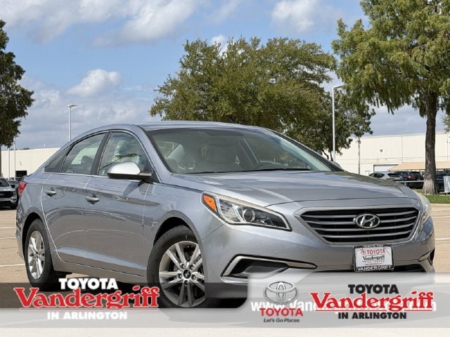  2017 Hyundai Sonata SE FWD   