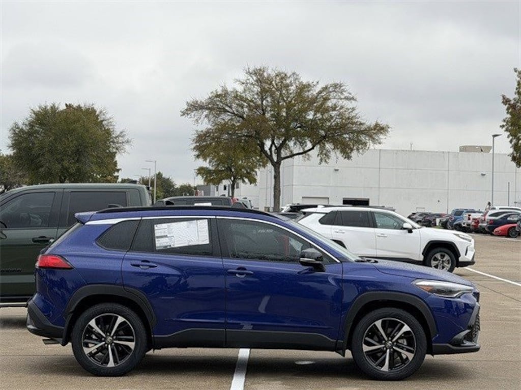 New 2025 Toyota Corolla Cross Hybrid XSE SUV