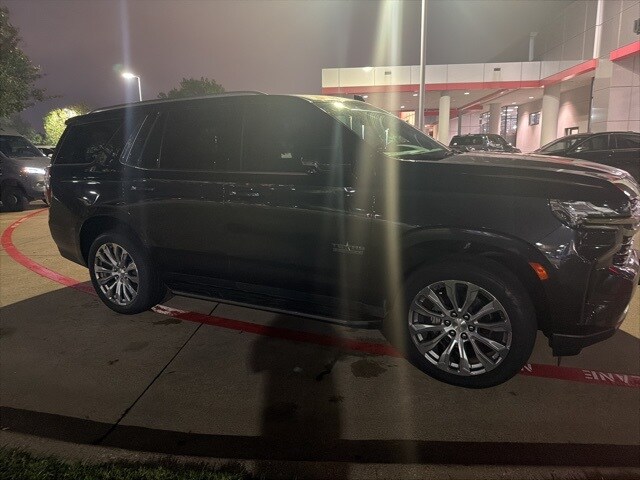 2022 Chevrolet Tahoe LT photo 4