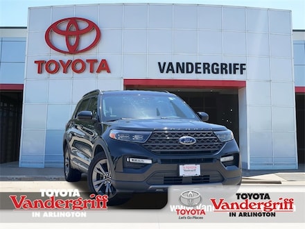 2022 Ford Explorer XLT SUV